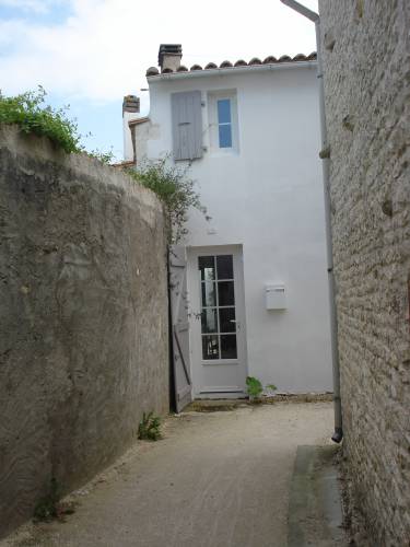 Photo 1 :  d'une maison située à Le Bois-Plage-en-Ré, île de Ré.