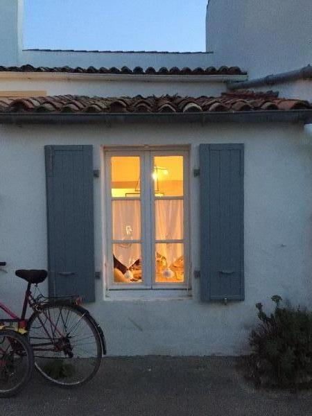Photo 13 : EXTERIEUR d'une maison située à Loix, île de Ré.