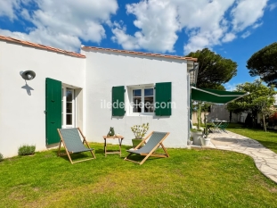 Ile de Ré:Villa les pins : un havre de paix Ă partager en famille ou entre amis