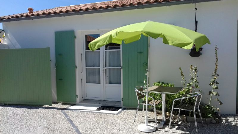 Photo 2 : ENTREE d'une maison située à La Flotte-en-Ré, île de Ré.