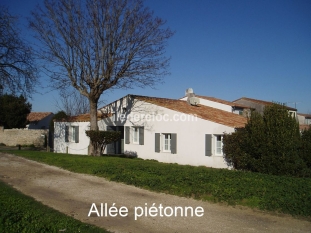 Ile de Ré: maison tout confort avec jardin clos et garage - accès internet