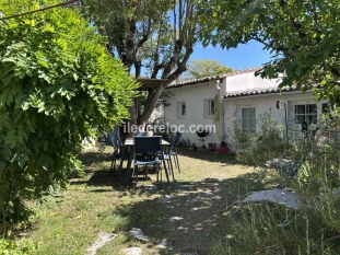 Ile de Ré:Maison de charme (4 adultes / 2 enfants) avec jardin arboré clos et parking (pro