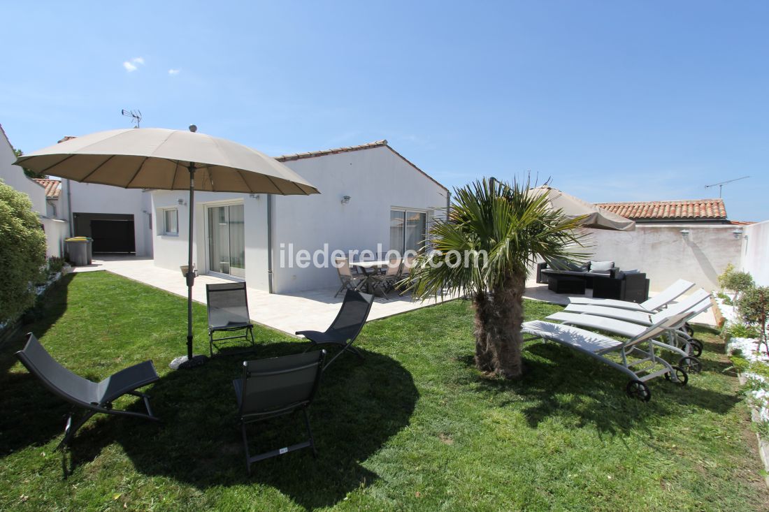 Photo 38 : EXTERIEUR d'une maison située à La Flotte-en-Ré, île de Ré.