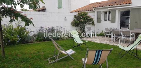 Ile de Ré:Proximité centre village - agréable maison avec jardin clos et terrasse -