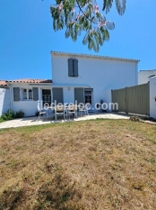 Ile de Ré:Proximité centre village - agréable maison avec jardin clos et terrasse -