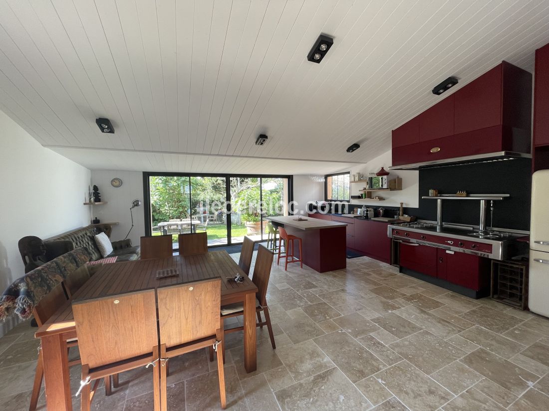 Photo 9 : SEJOUR d'une maison située à Loix, île de Ré.