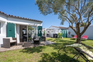 Ile de Ré:Très jolie maison Ă louer Ă la flotte près du port et de la plage