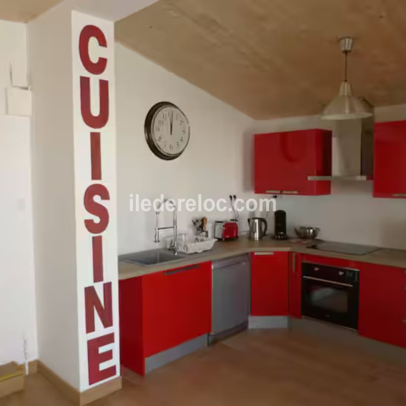 Photo 4 : CUISINE d'une maison située à La Flotte-en-Ré, île de Ré.