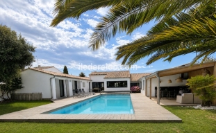 Ile de Ré:Villa d'exception 5 -piscine chauffĂ©e- la flotte