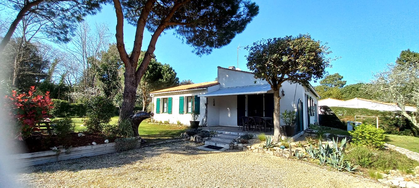 Photo 3 : NC d'une maison située à Rivedoux-Plage, île de Ré.