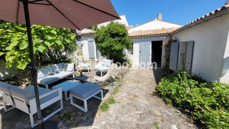 Photo 27 : JARDIN d'une maison située à Les Portes-en-Ré, île de Ré.