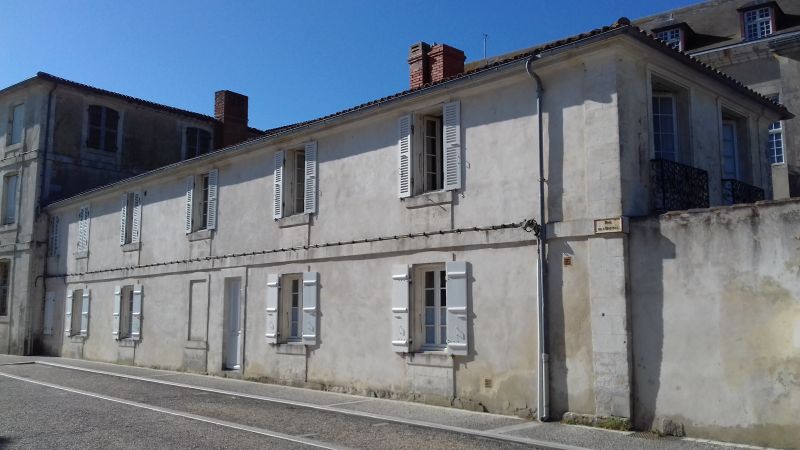 Photo 1 : EXTERIEUR d'une maison située à Saint-Martin-de-Ré, île de Ré.