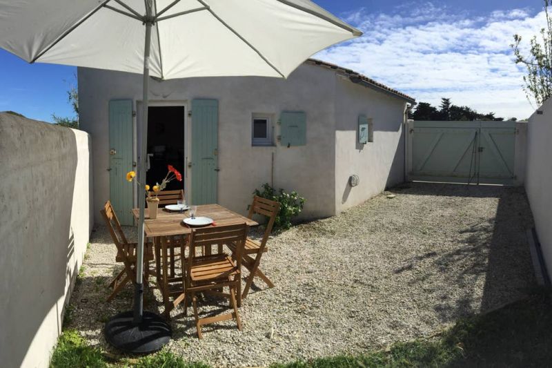 Photo 1 : EXTERIEUR d'une maison située à Saint-Clément-des-Baleines, île de Ré.