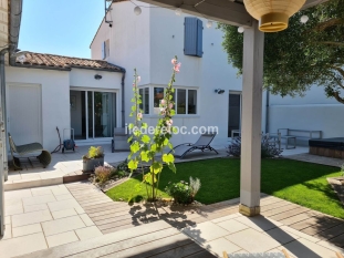 Ile de Ré:Villa 6 personnes avec jacuzzi
