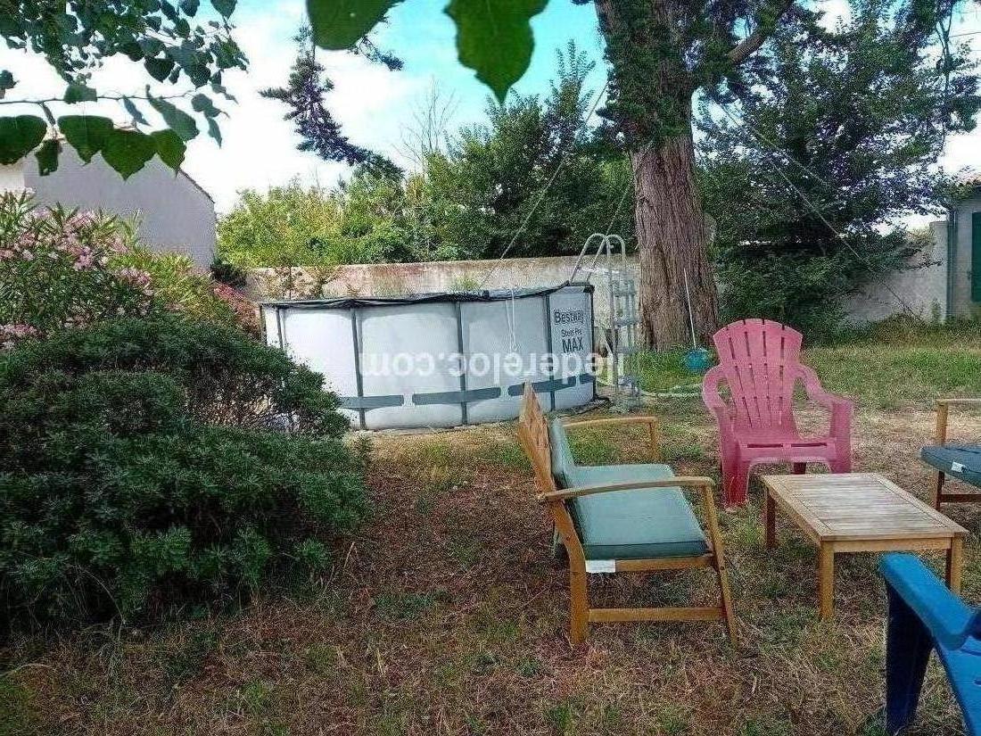 Photo 10 : PISCINE d'une maison située à La Couarde-sur-mer, île de Ré.