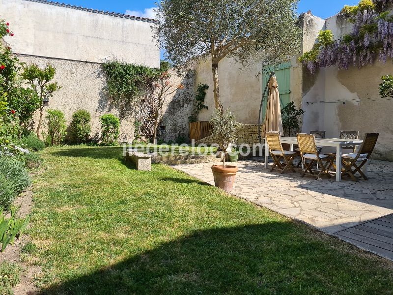 Photo 24 : NC d'une maison située à Saint-Martin-de-Ré, île de Ré.