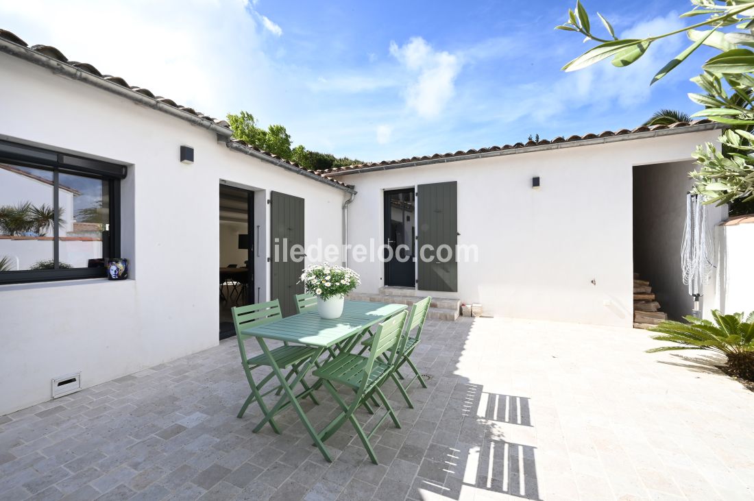 Photo 26 : NC d'une maison située à La Couarde-sur-mer, île de Ré.