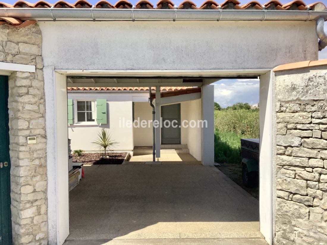 Photo 37 : NC d'une maison située à Sainte-Marie-de-Ré, île de Ré.