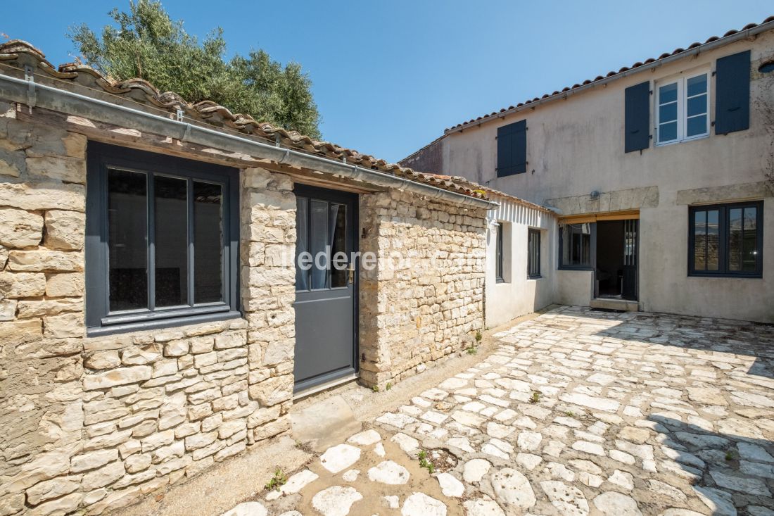 Photo 20 : NC d'une maison située à Sainte-Marie-de-Ré, île de Ré.