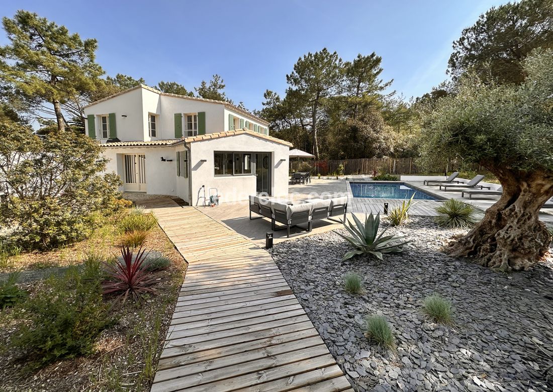 Photo 5 : JARDIN d'une maison située à Les Portes-en-Ré, île de Ré.