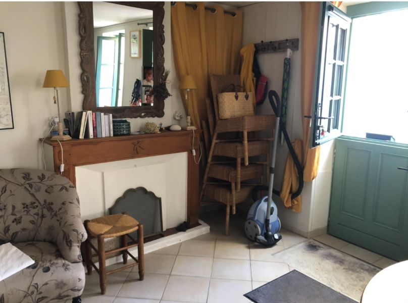 Photo 2 : SEJOUR d'une maison située à Les Portes-en-Ré, île de Ré.