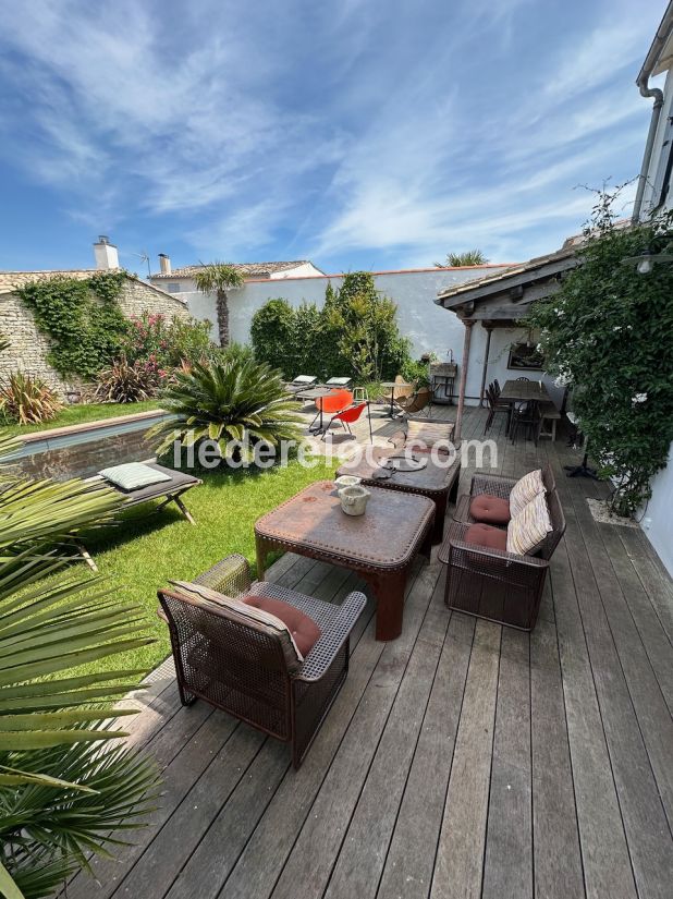 Photo 34 : JARDIN d'une maison située à Le Bois-Plage-en-Ré, île de Ré.