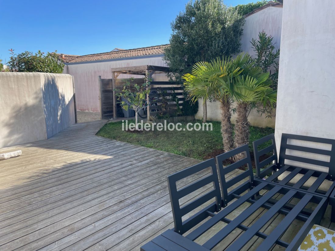 Photo 42 : JARDIN d'une maison située à La Flotte-en-Ré, île de Ré.