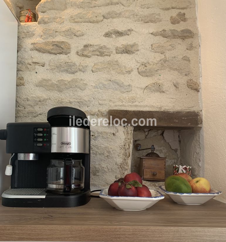 Photo 6 : CUISINE d'une maison située à Les Portes-en-Ré, île de Ré.