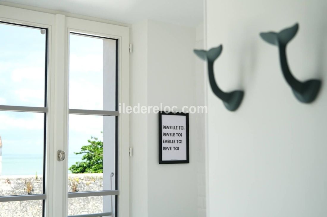 Photo 30 : SALLEDEBAIN d'une maison située à La Flotte-en-Ré, île de Ré.