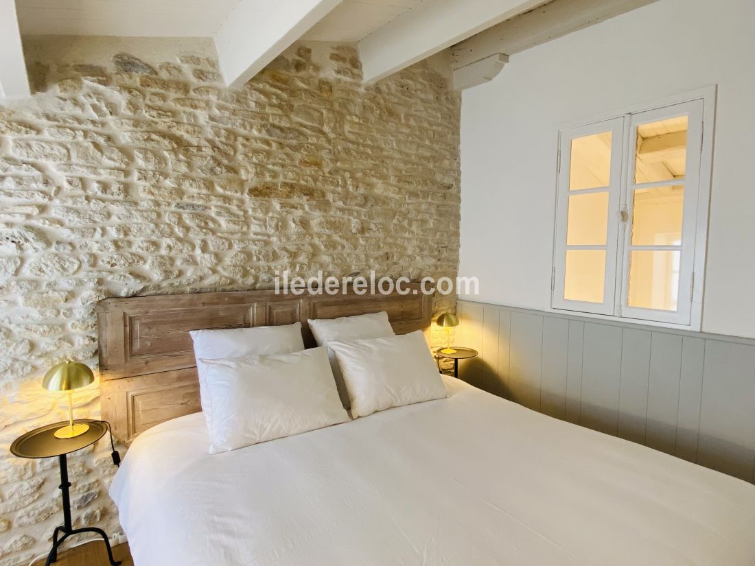 Photo 30 : CHAMBRE d'une maison située à La Couarde-sur-mer, île de Ré.