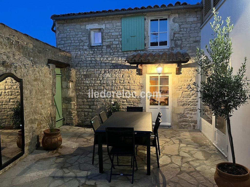 Photo 13 : TERRASSE d'une maison située à La Flotte-en-Ré, île de Ré.