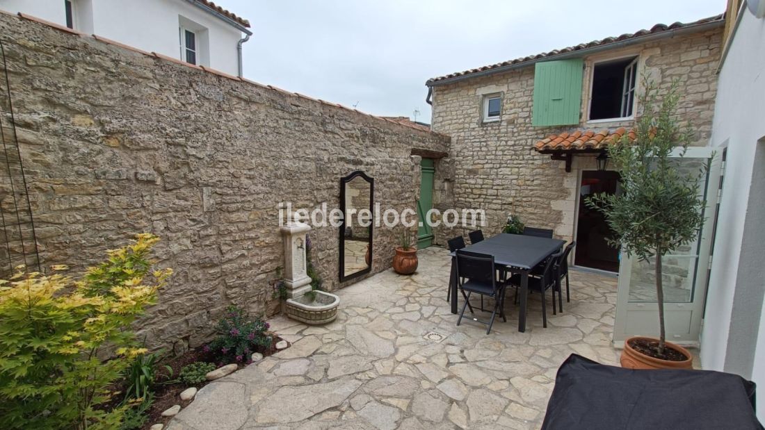 Photo 5 : TERRASSE d'une maison située à La Flotte-en-Ré, île de Ré.