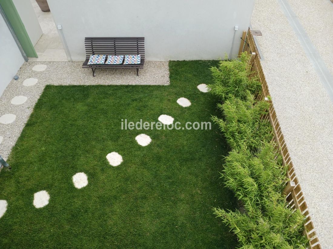 Photo 7 : JARDIN d'une maison située à La Couarde-sur-mer, île de Ré.