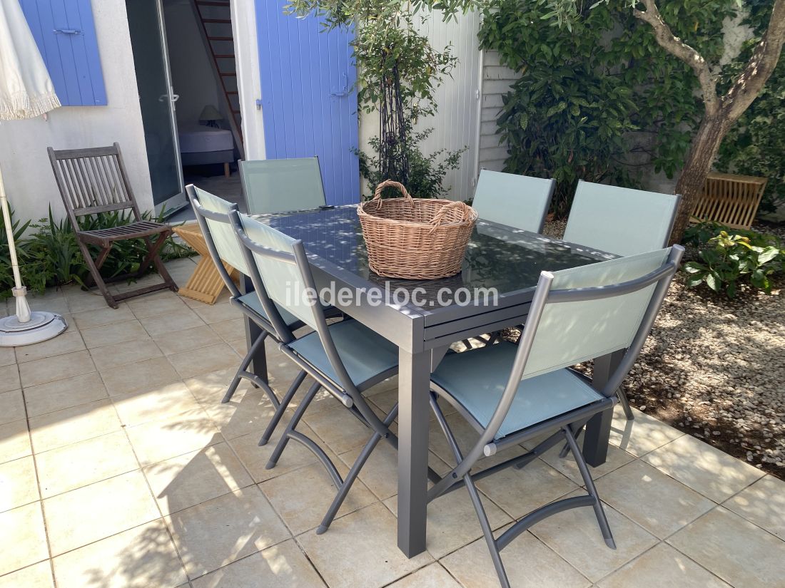 Photo 15 : TERRASSE d'une maison située à Les Portes-en-Ré, île de Ré.