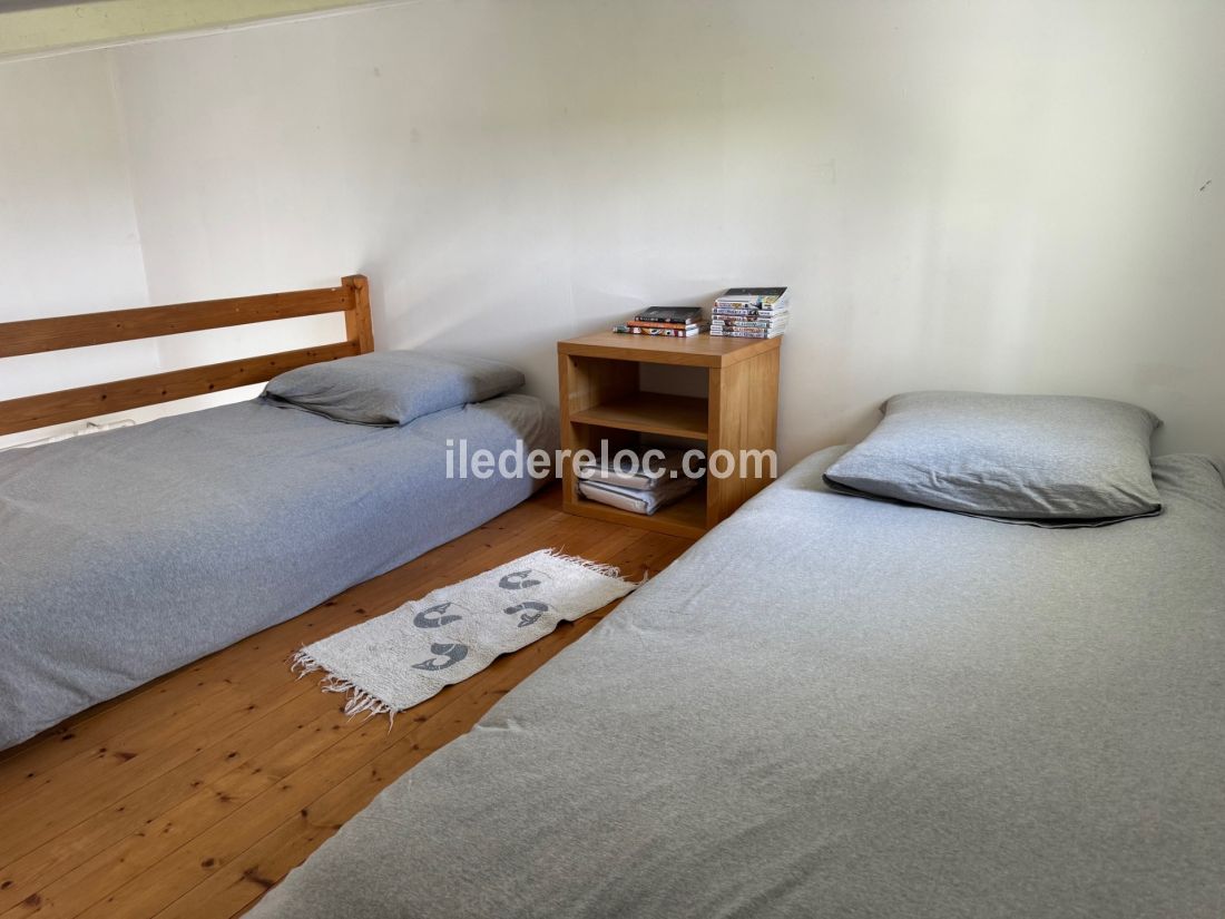 Photo 4 : CHAMBRE d'une maison située à Les Portes-en-Ré, île de Ré.