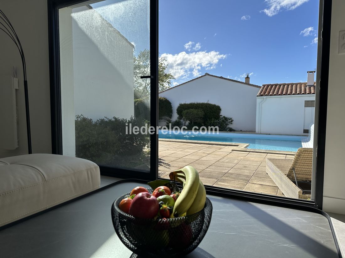 Photo 10 : TERRASSE d'une maison située à Le Bois-Plage-en-Ré, île de Ré.