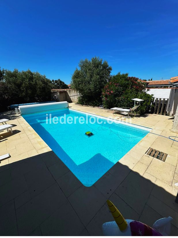 Photo 18 : PISCINE d'une maison située à Saint-Martin-de-Ré, île de Ré.