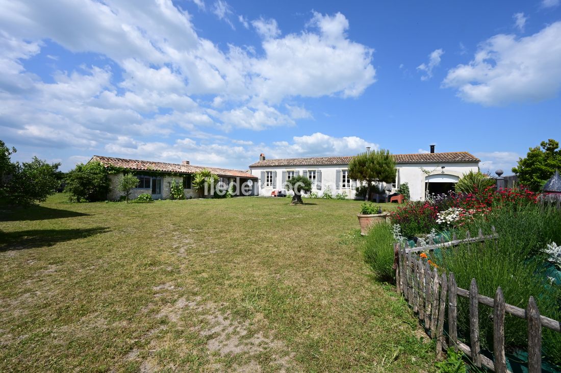 Photo 15 : NC d'une maison située à Saint-Clément-des-Baleines, île de Ré.