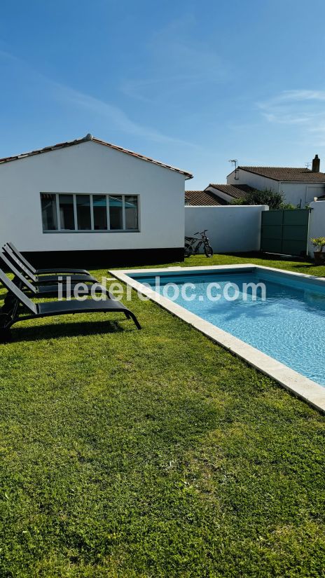 Photo 46 : PISCINE d'une maison située à Sainte-Marie-de-Ré, île de Ré.