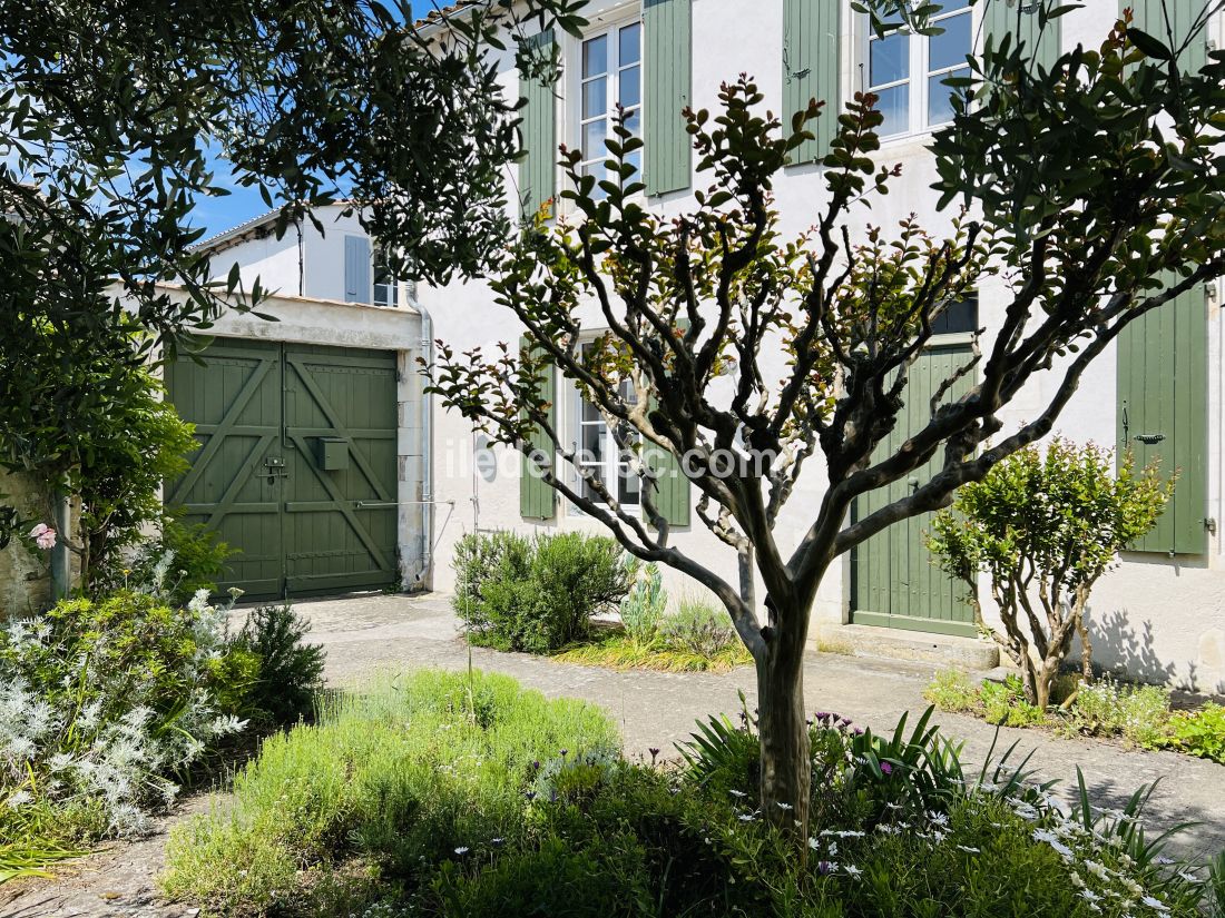 Photo 26 : NC d'une maison située à Sainte-Marie-de-Ré, île de Ré.