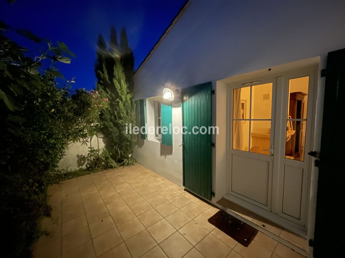 Photo 12 : PATIO d'une maison située à La Couarde-sur-mer, île de Ré.