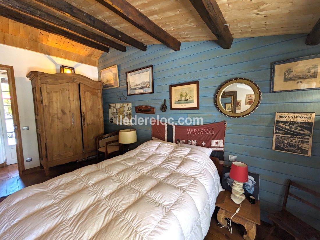 Photo 33 : CHAMBRE d'une maison située à Rivedoux-Plage, île de Ré.