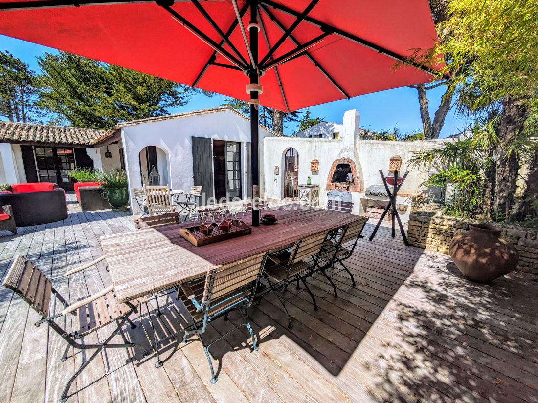 Photo 8 : TERRASSE d'une maison située à Rivedoux-Plage, île de Ré.