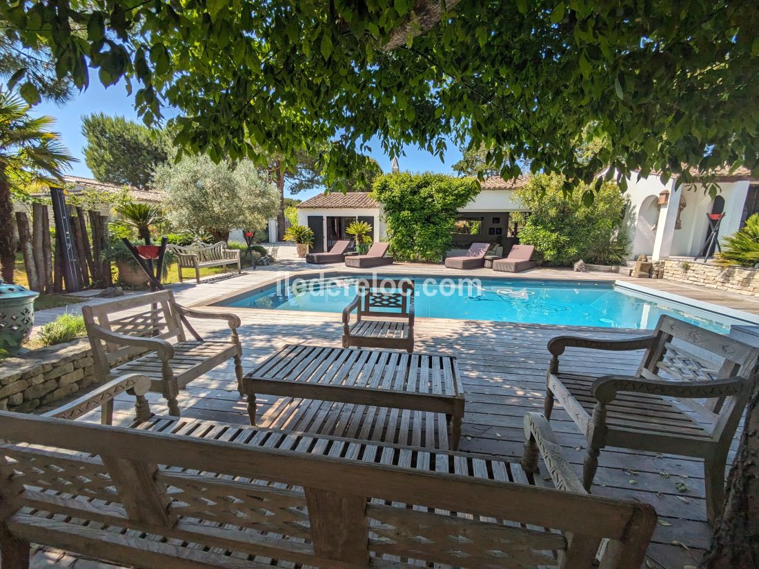 Photo 6 : PISCINE d'une maison située à Rivedoux-Plage, île de Ré.