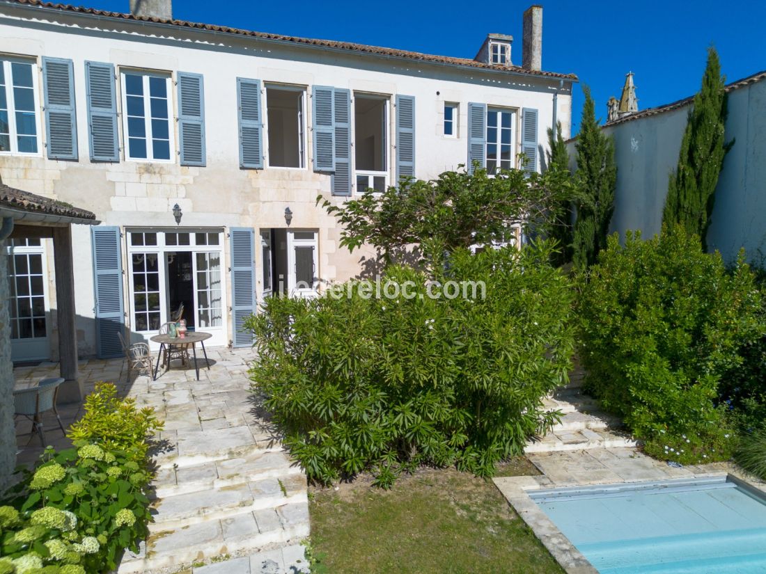 Photo 23 : NC d'une maison située à Saint-Martin-de-Ré, île de Ré.