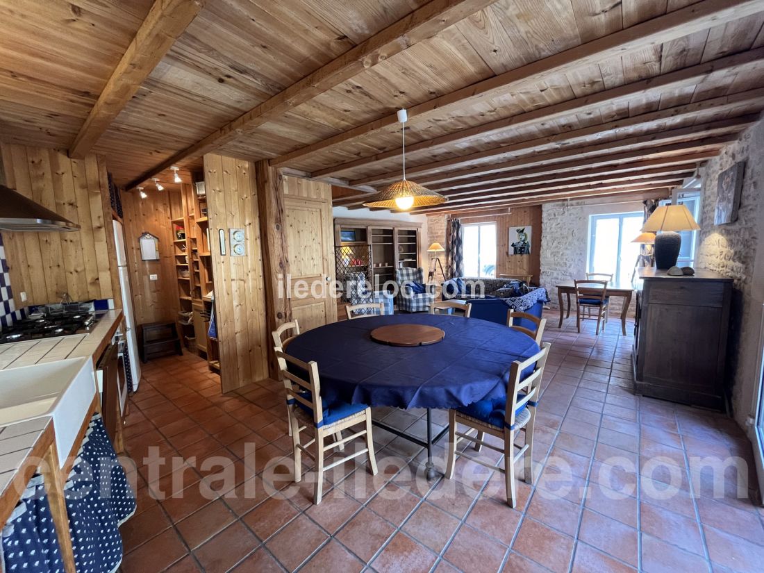 Photo 9 : NC d'une maison située à Le Bois-Plage-en-Ré, île de Ré.