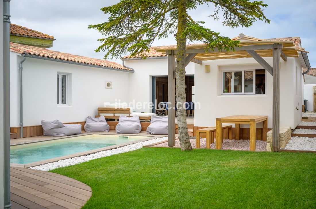 Photo 9 : JARDIN d'une maison située à Sainte-Marie-de-Ré, île de Ré.