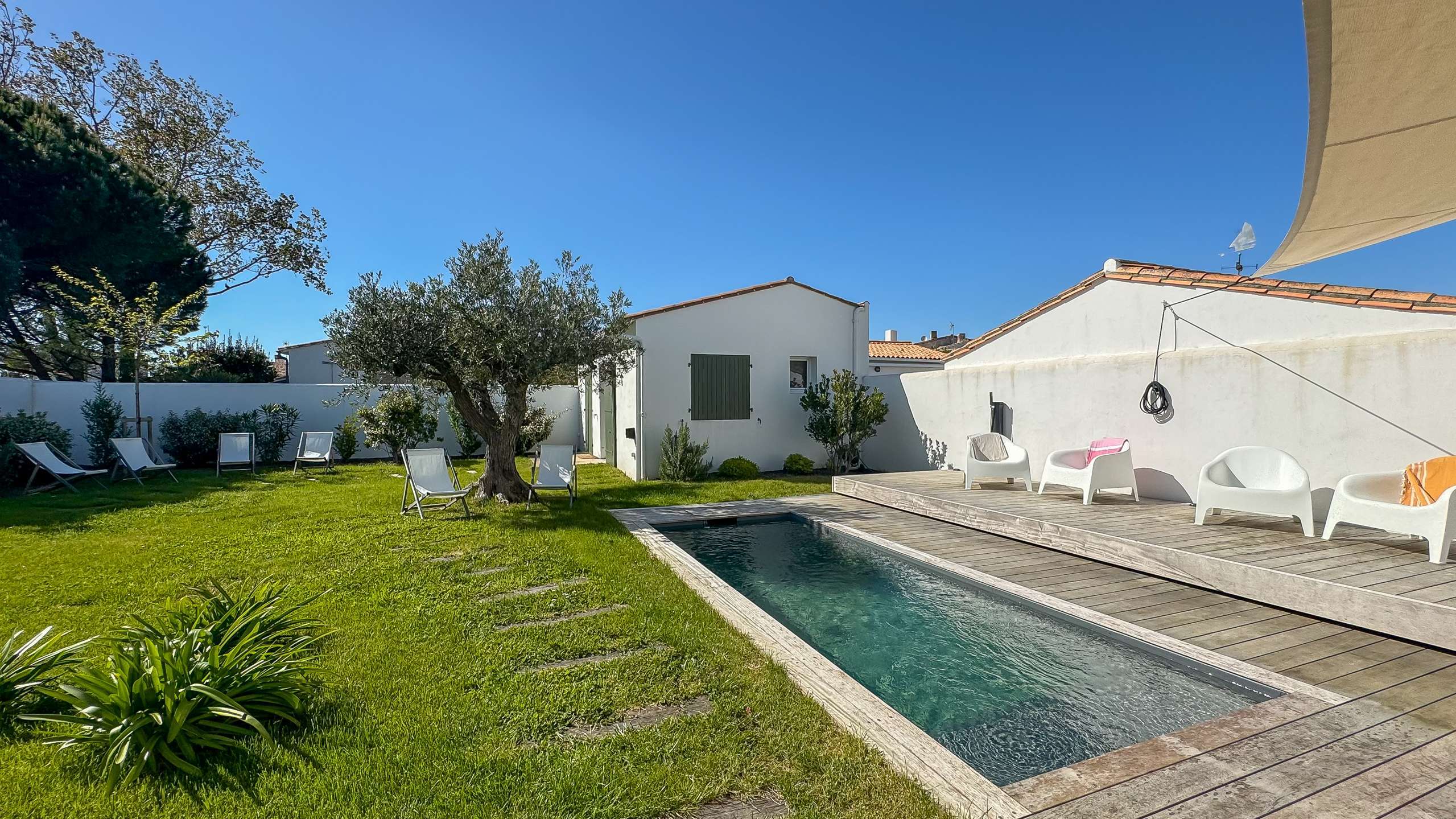 Photo 3 :  d'une maison située à La Couarde-sur-mer, île de Ré.