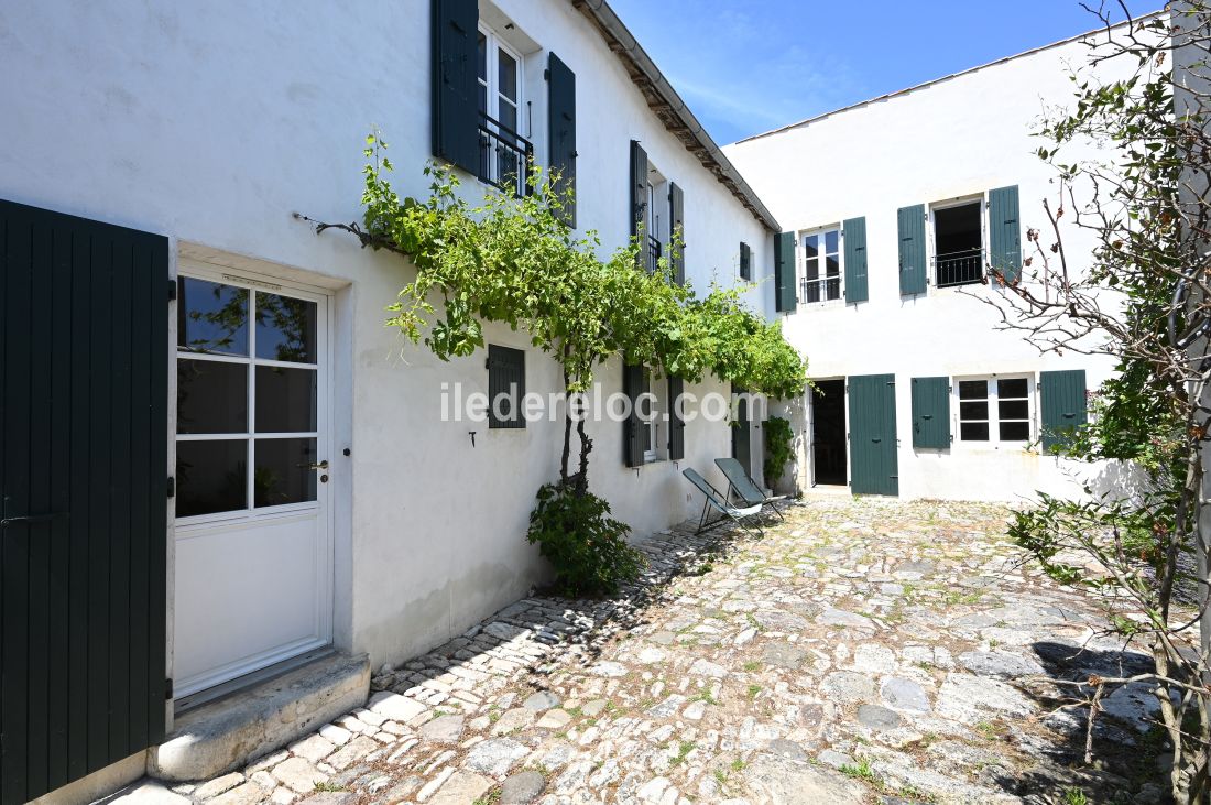 Photo 32 : NC d'une maison située à La Couarde-sur-mer, île de Ré.