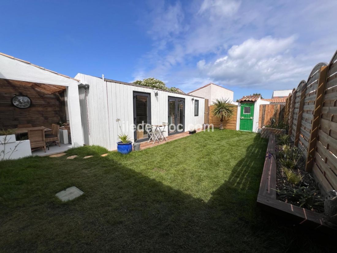 Photo 25 : JARDIN d'une maison située à Les Portes-en-Ré, île de Ré.